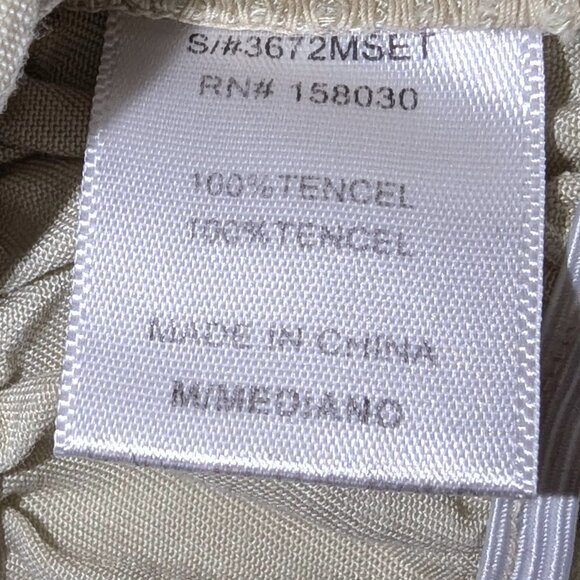 Love Tree | 100% Tencel Light Sage Green Off Shoulder Crop Top | Size Medium - Picture 7 of 10